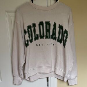 Altar'd State Cream Crewneck Sweatshirt with Green 'COLORADO' Print